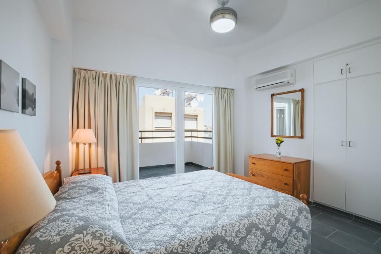 Lazaros Centre Apartment Lárnaka Kültér fotó