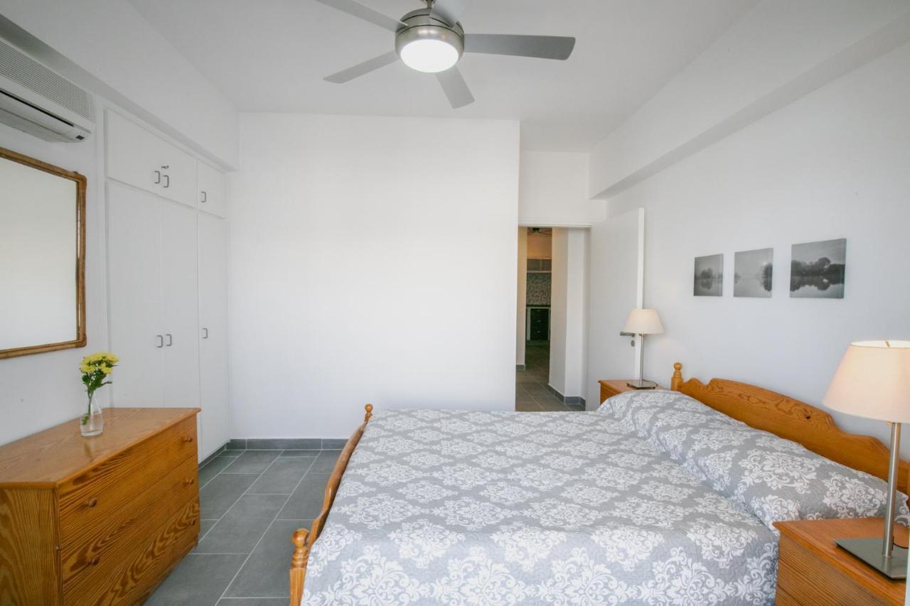 Lazaros Centre Apartment Lárnaka Kültér fotó